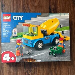 LEGO City Construction Mixer Set - Blue and Yellow
